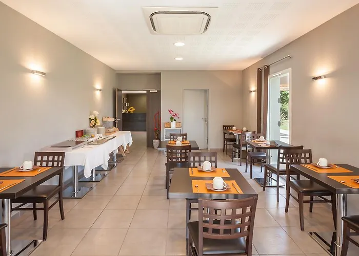 Hotell Alienor Langon (Gironde)